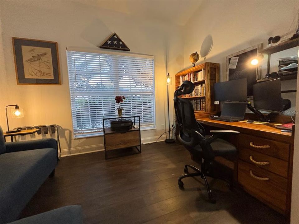 Activo con contrato: $798,000 (3 camas, 2 baños, 2221 Pies cuadrados)