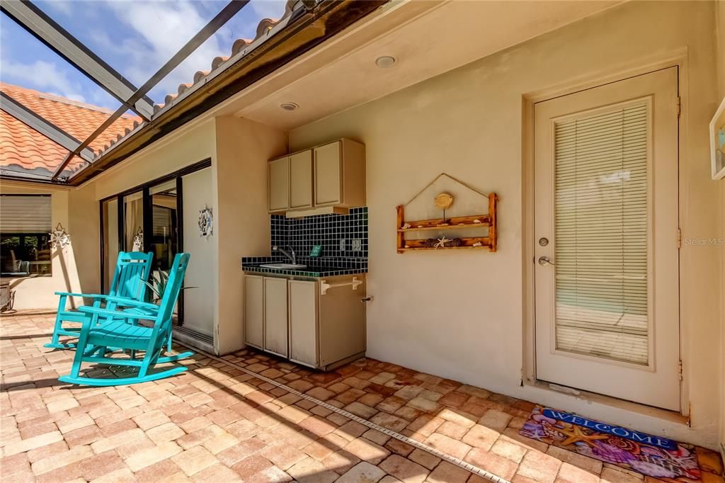 For Sale: $799,900 (4 beds, 3 baths, 2809 Square Feet)