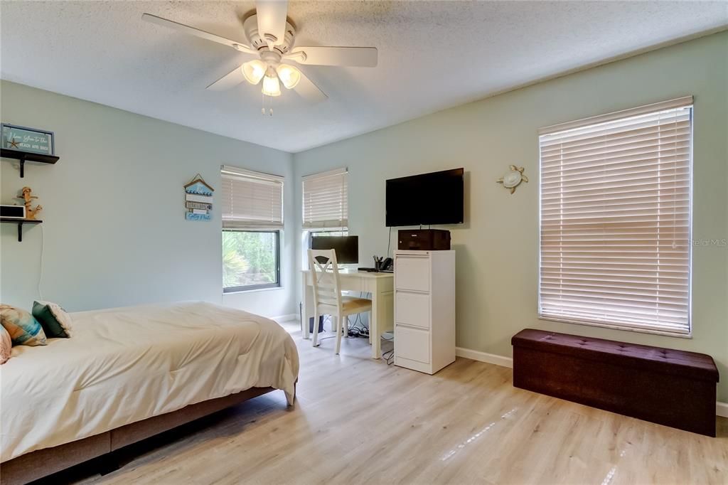 For Sale: $799,900 (4 beds, 3 baths, 2809 Square Feet)