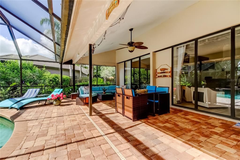 For Sale: $799,900 (4 beds, 3 baths, 2809 Square Feet)