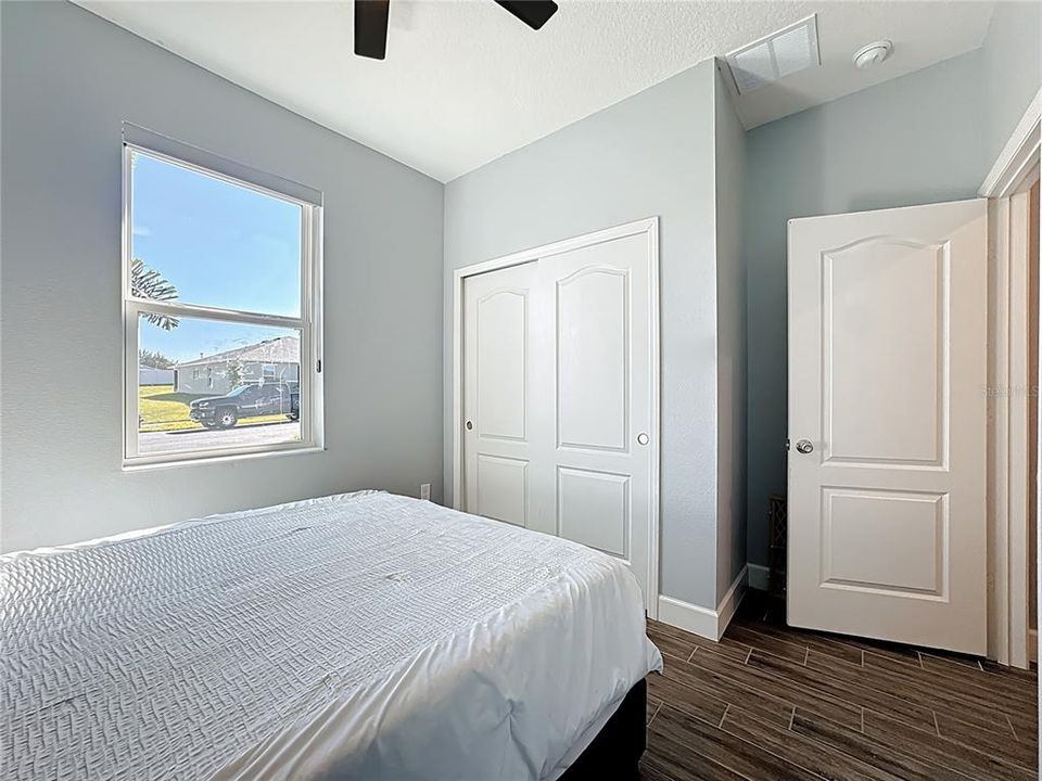 Active With Contract: $320,000 (4 beds, 2 baths, 1696 Square Feet)