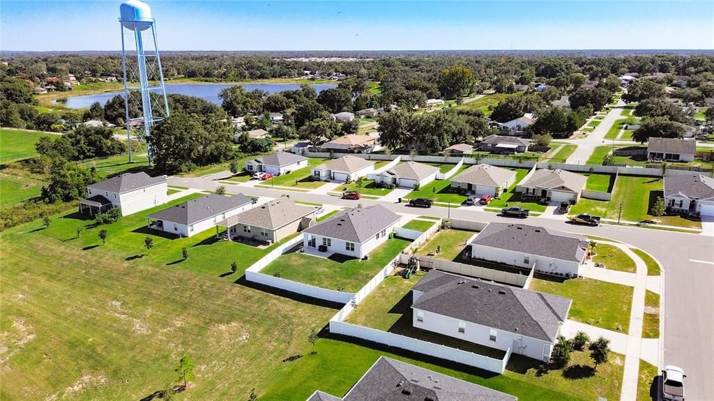 Active With Contract: $320,000 (4 beds, 2 baths, 1696 Square Feet)