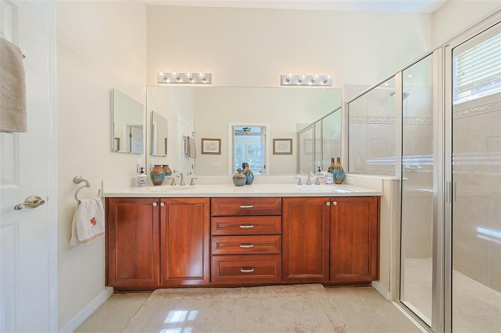 Active With Contract: $285,000 (2 beds, 2 baths, 1456 Square Feet)