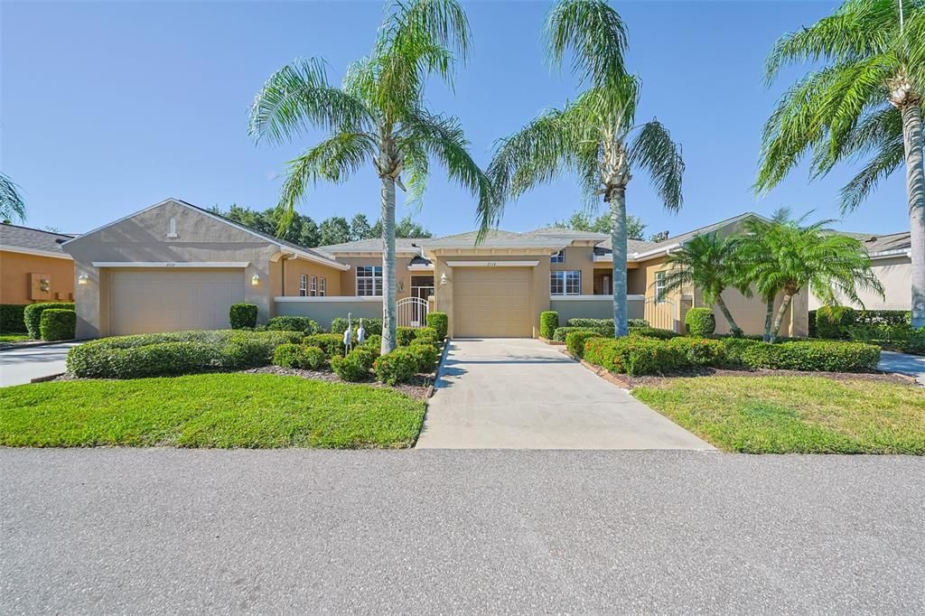 Active With Contract: $285,000 (2 beds, 2 baths, 1456 Square Feet)