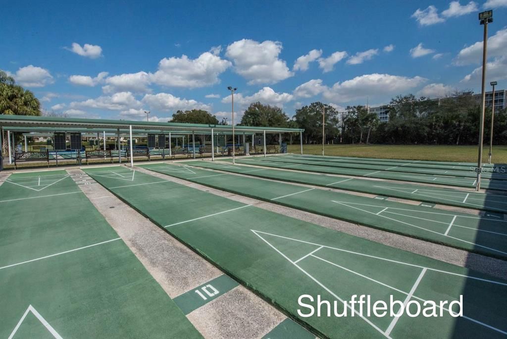 Active With Contract: $285,000 (2 beds, 2 baths, 1456 Square Feet)