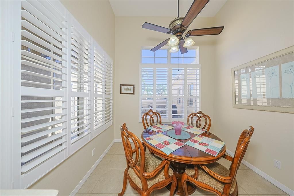 Active With Contract: $285,000 (2 beds, 2 baths, 1456 Square Feet)