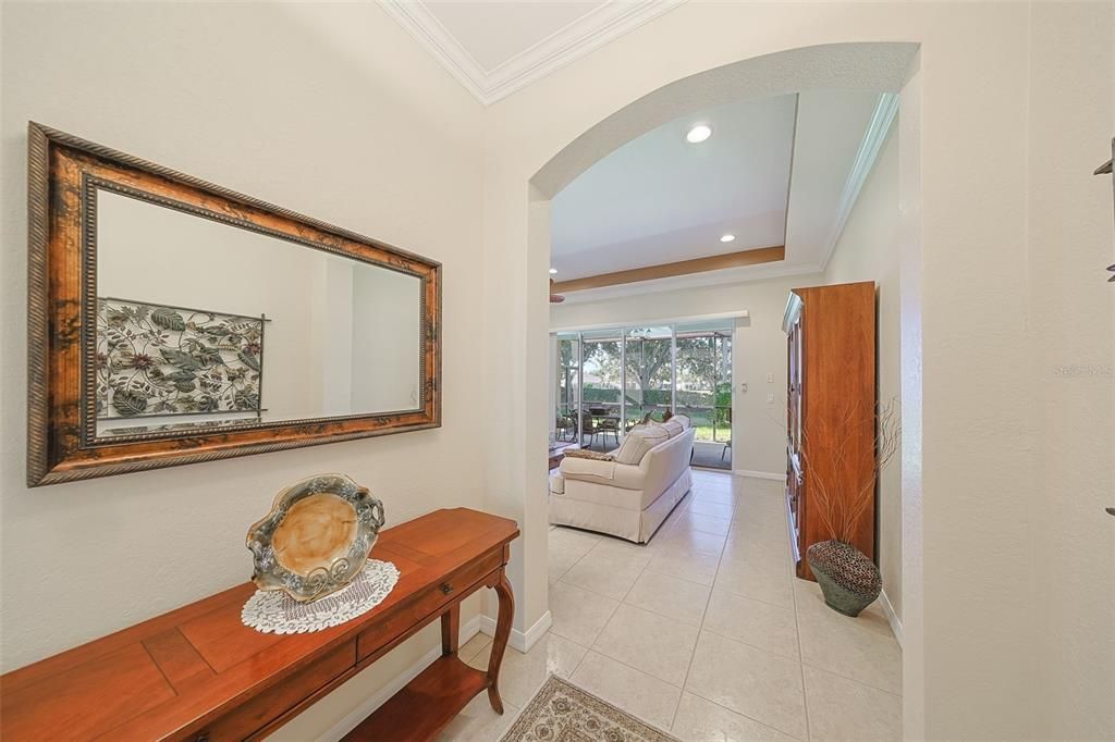 Active With Contract: $285,000 (2 beds, 2 baths, 1456 Square Feet)