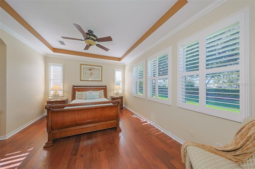 Active With Contract: $285,000 (2 beds, 2 baths, 1456 Square Feet)