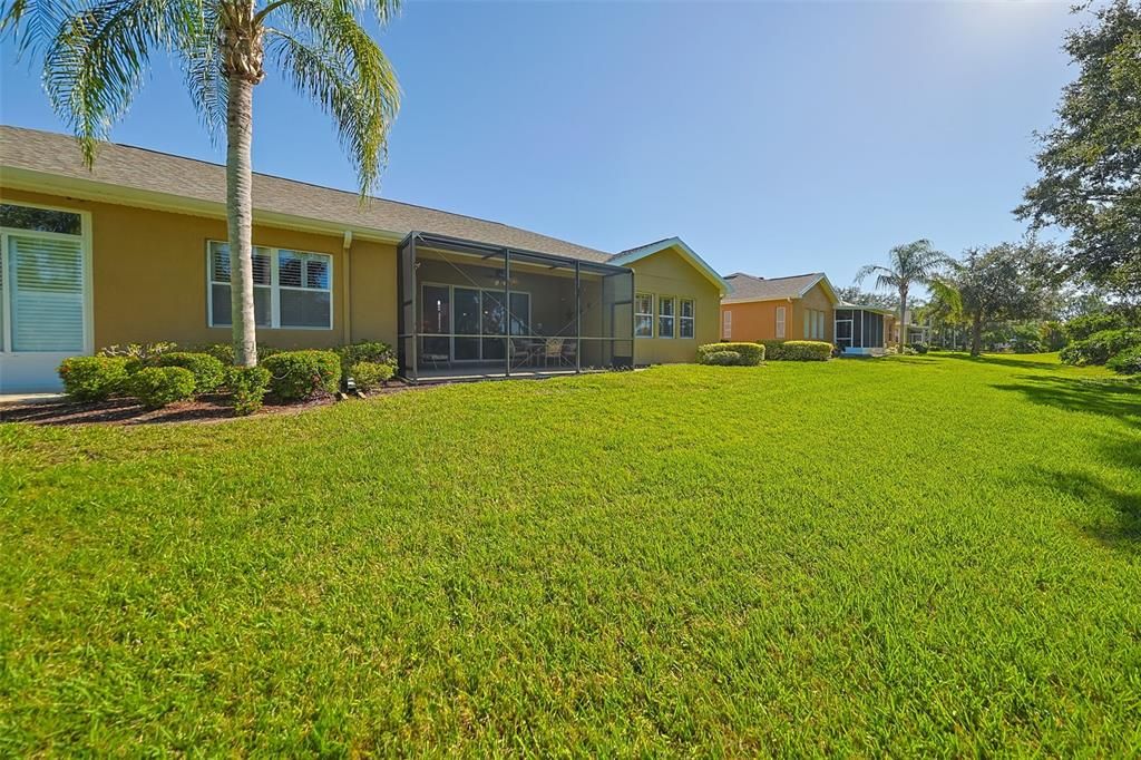 Active With Contract: $285,000 (2 beds, 2 baths, 1456 Square Feet)