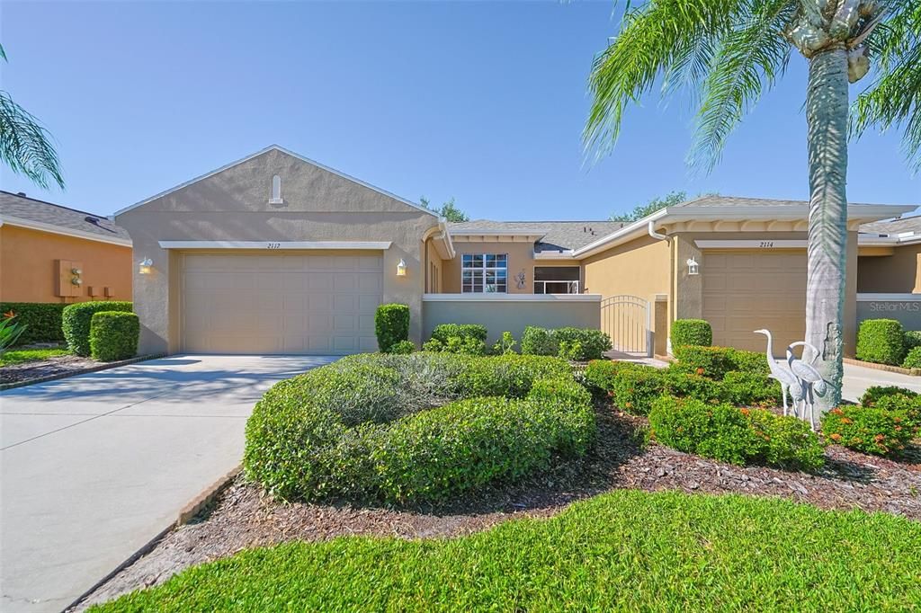 Active With Contract: $285,000 (2 beds, 2 baths, 1456 Square Feet)