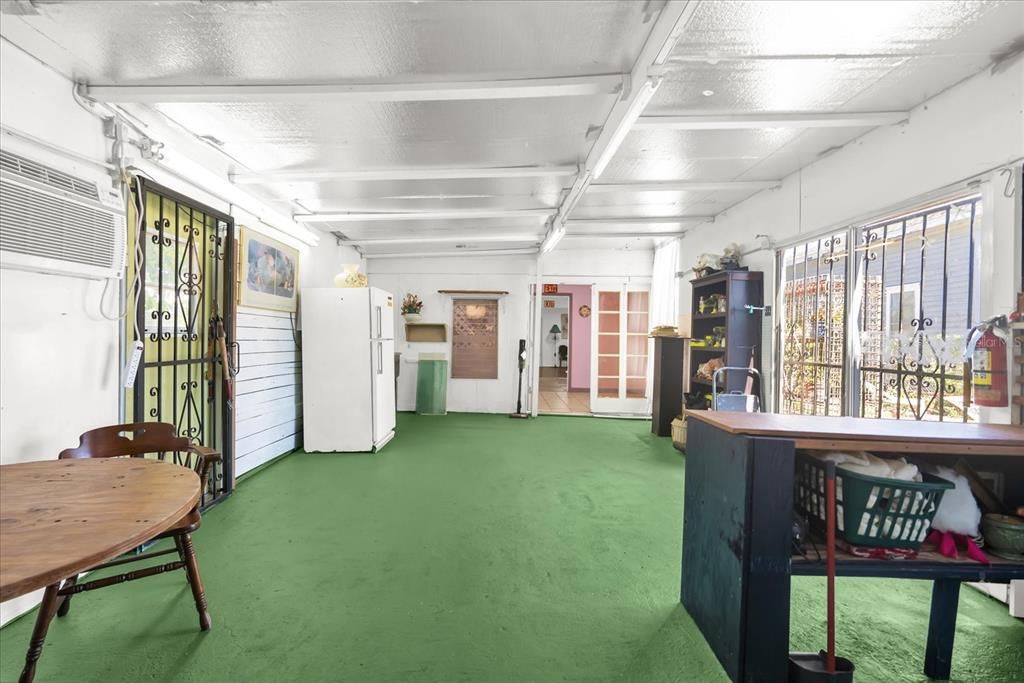 En Venta: $329,900 (0 camas, 0 baños, 1994 Pies cuadrados)