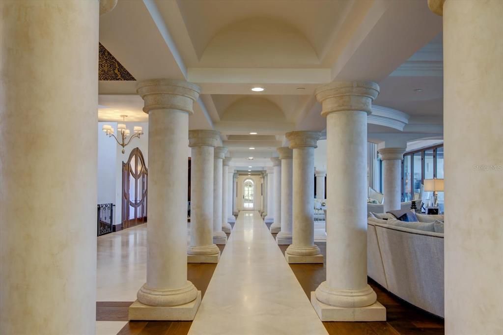 На продажу: $35,000,000 (10 спален, 11 ванн, 19578 Квадратных фут)