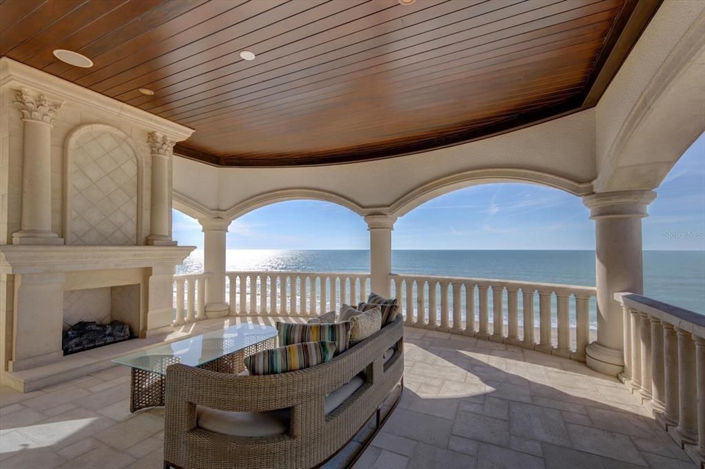 На продажу: $35,000,000 (10 спален, 11 ванн, 19578 Квадратных фут)