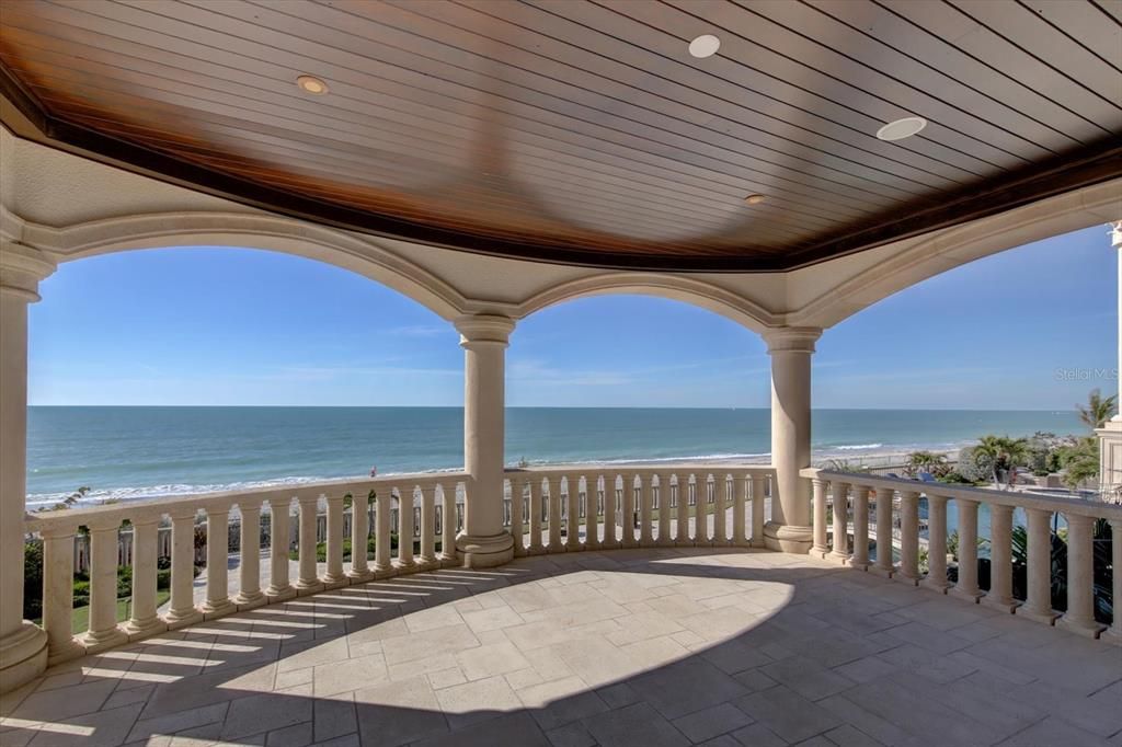 На продажу: $35,000,000 (10 спален, 11 ванн, 19578 Квадратных фут)