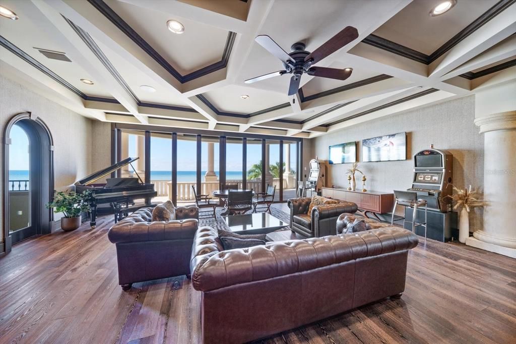 На продажу: $35,000,000 (10 спален, 11 ванн, 19578 Квадратных фут)