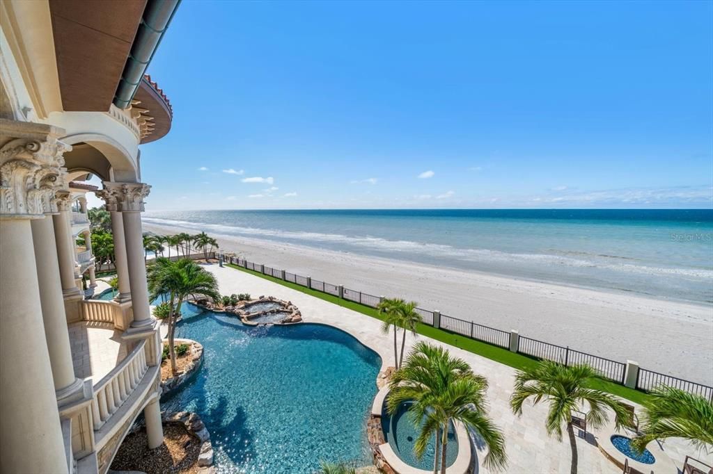 На продажу: $35,000,000 (10 спален, 11 ванн, 19578 Квадратных фут)