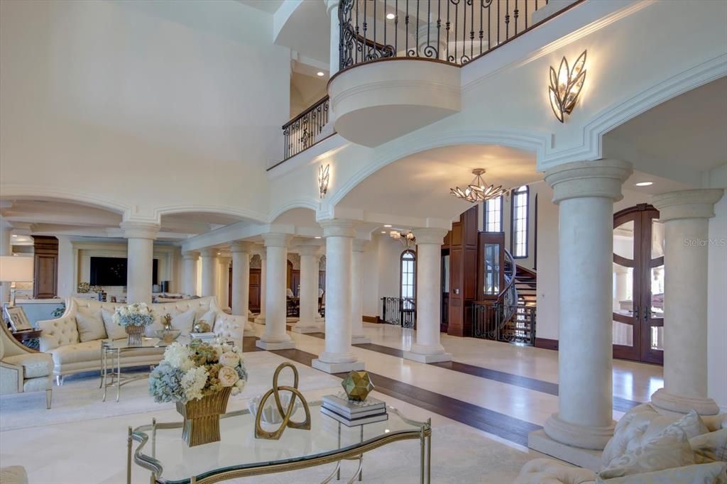 На продажу: $35,000,000 (10 спален, 11 ванн, 19578 Квадратных фут)