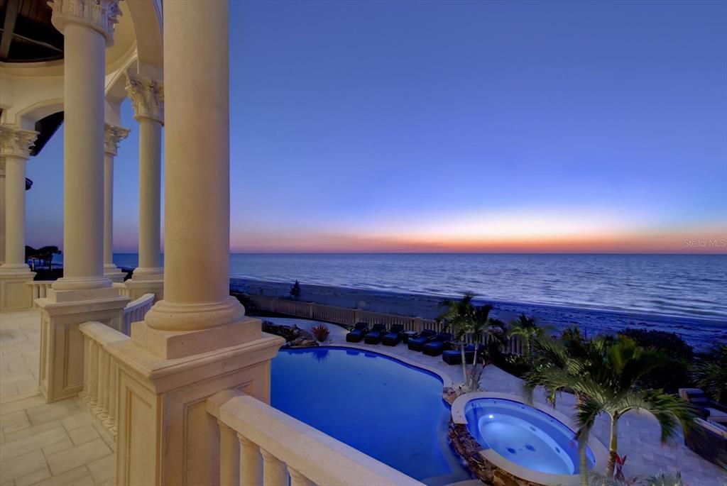 На продажу: $35,000,000 (10 спален, 11 ванн, 19578 Квадратных фут)