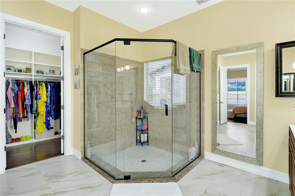 For Rent: $8,000 (5 beds, 4 baths, 3835 Square Feet)