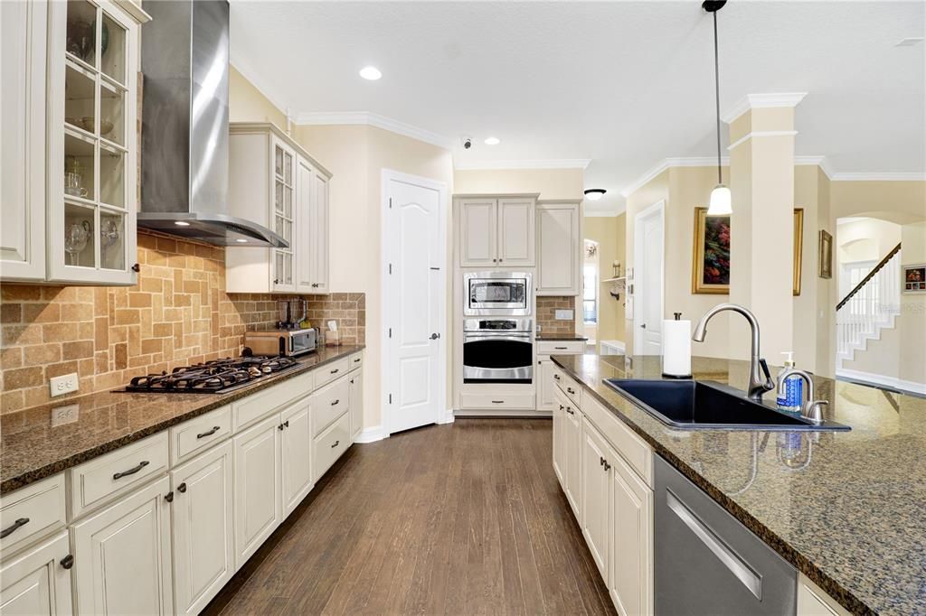 For Rent: $8,000 (5 beds, 4 baths, 3835 Square Feet)