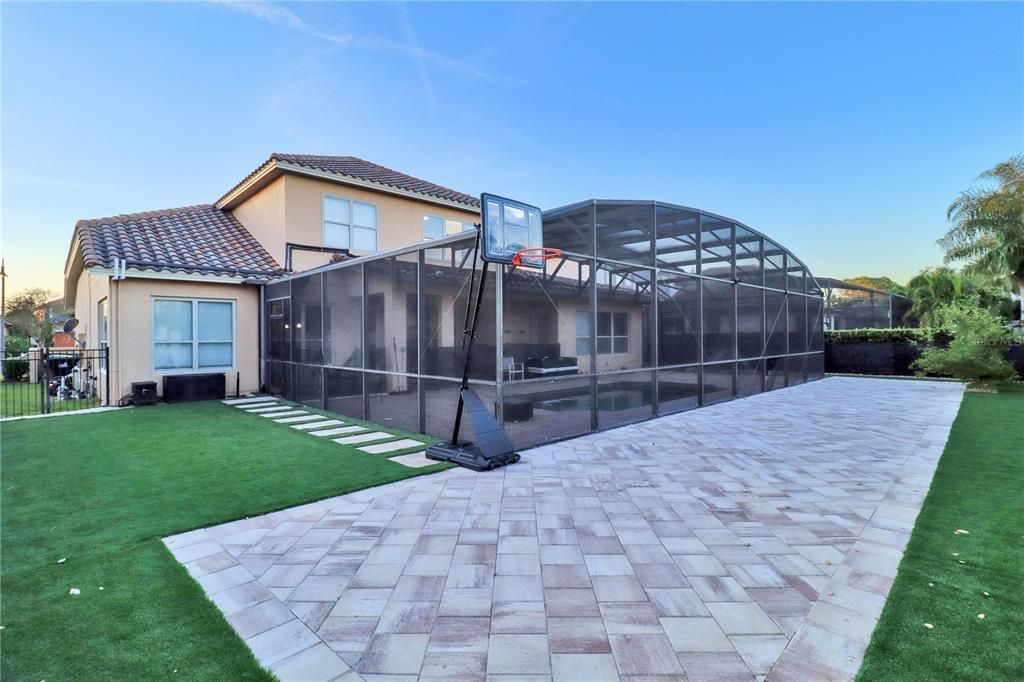 For Rent: $8,000 (5 beds, 4 baths, 3835 Square Feet)