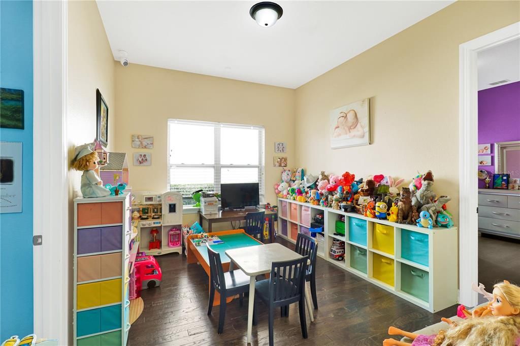 For Rent: $8,000 (5 beds, 4 baths, 3835 Square Feet)