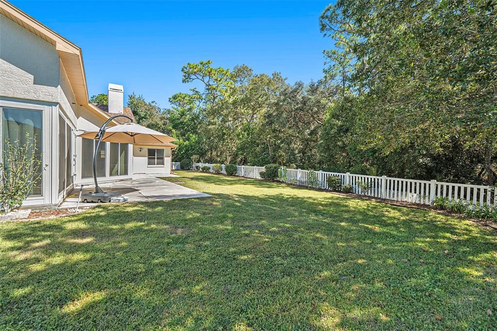 На продажу: $400,000 (4 спален, 2 ванн, 2543 Квадратных фут)