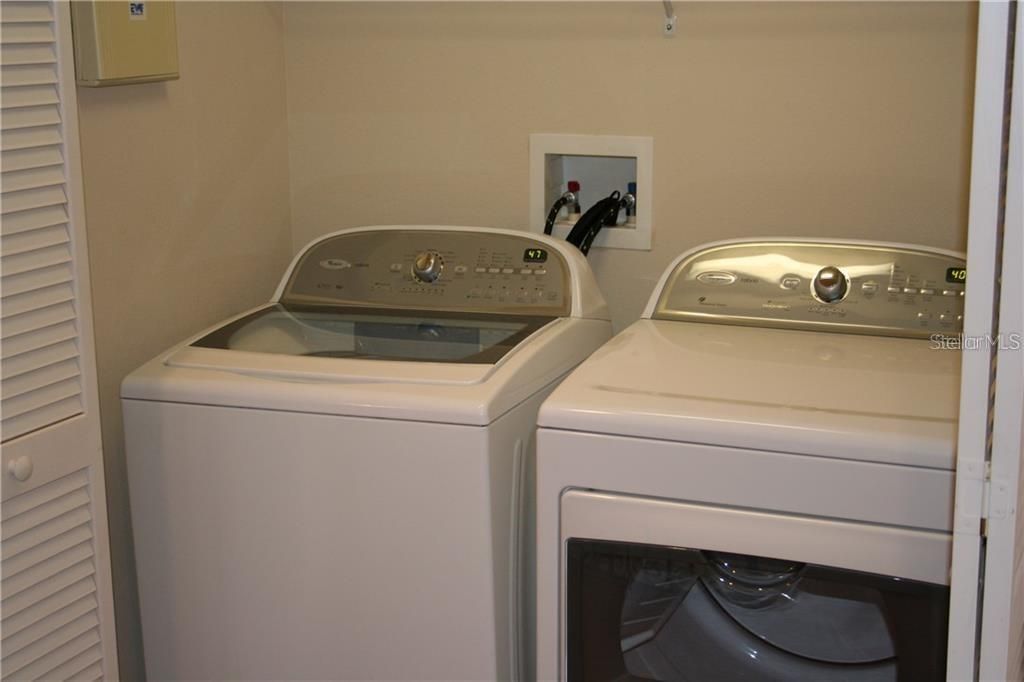 For Rent: $3,700 (3 beds, 3 baths, 1871 Square Feet)