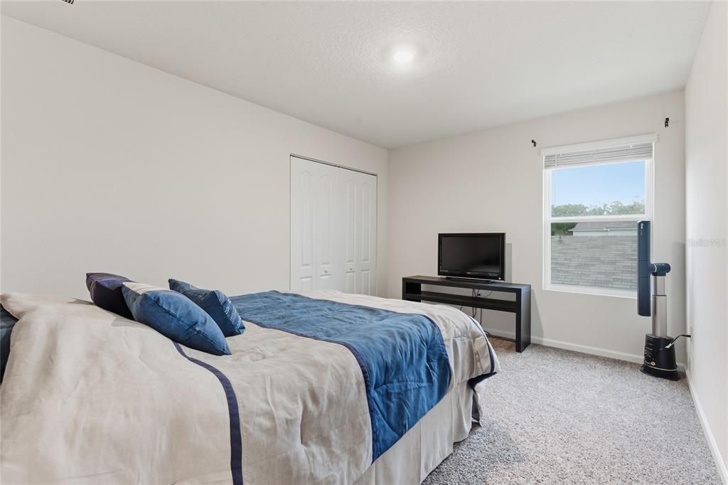 待售: $435,000 (4 贝兹, 2 浴室, 2491 平方英尺)