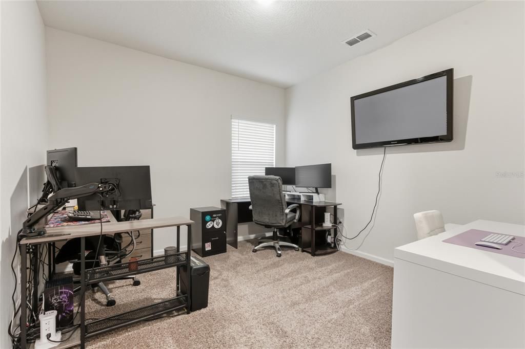 待售: $435,000 (4 贝兹, 2 浴室, 2491 平方英尺)