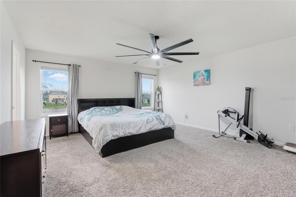 待售: $435,000 (4 贝兹, 2 浴室, 2491 平方英尺)