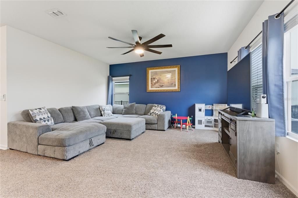 待售: $435,000 (4 贝兹, 2 浴室, 2491 平方英尺)