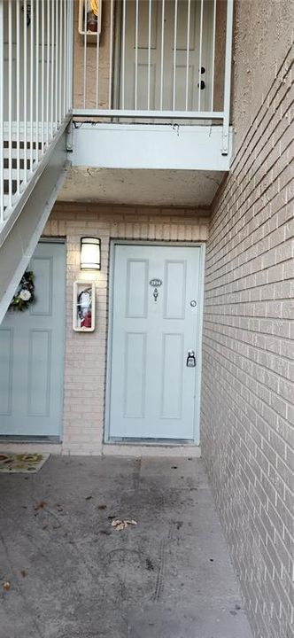 Active With Contract: $2,000 (4 beds, 2 baths, 1390 Square Feet)