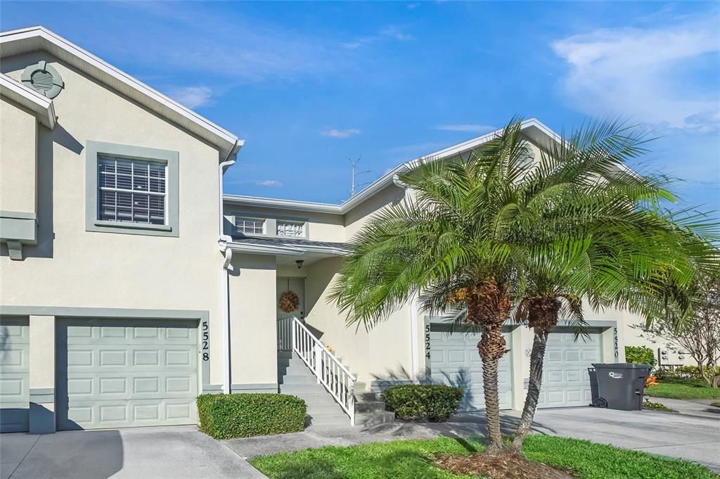 For Sale: $279,999 (3 beds, 2 baths, 1208 Square Feet)