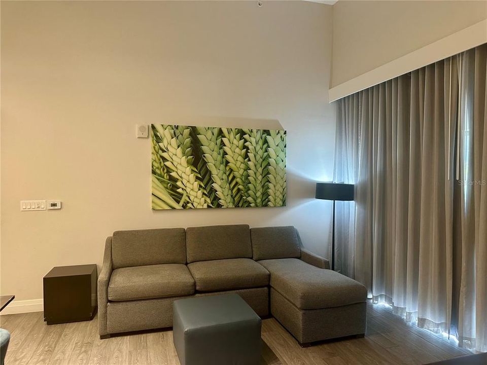 For Sale: $460,000 (3 beds, 3 baths, 1544 Square Feet)