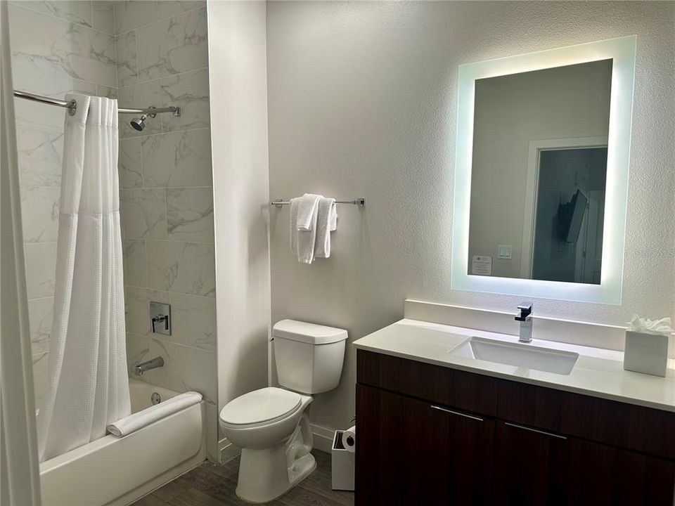 For Sale: $460,000 (3 beds, 3 baths, 1544 Square Feet)