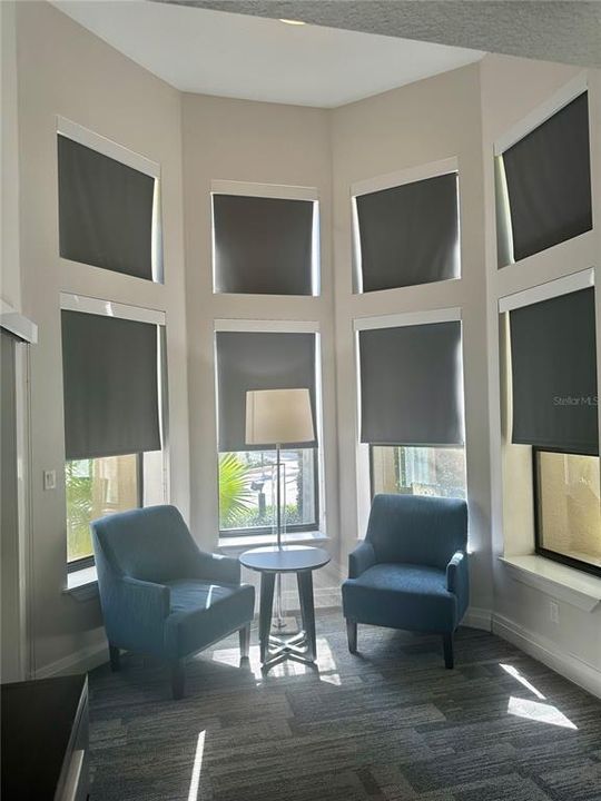 For Sale: $460,000 (3 beds, 3 baths, 1544 Square Feet)