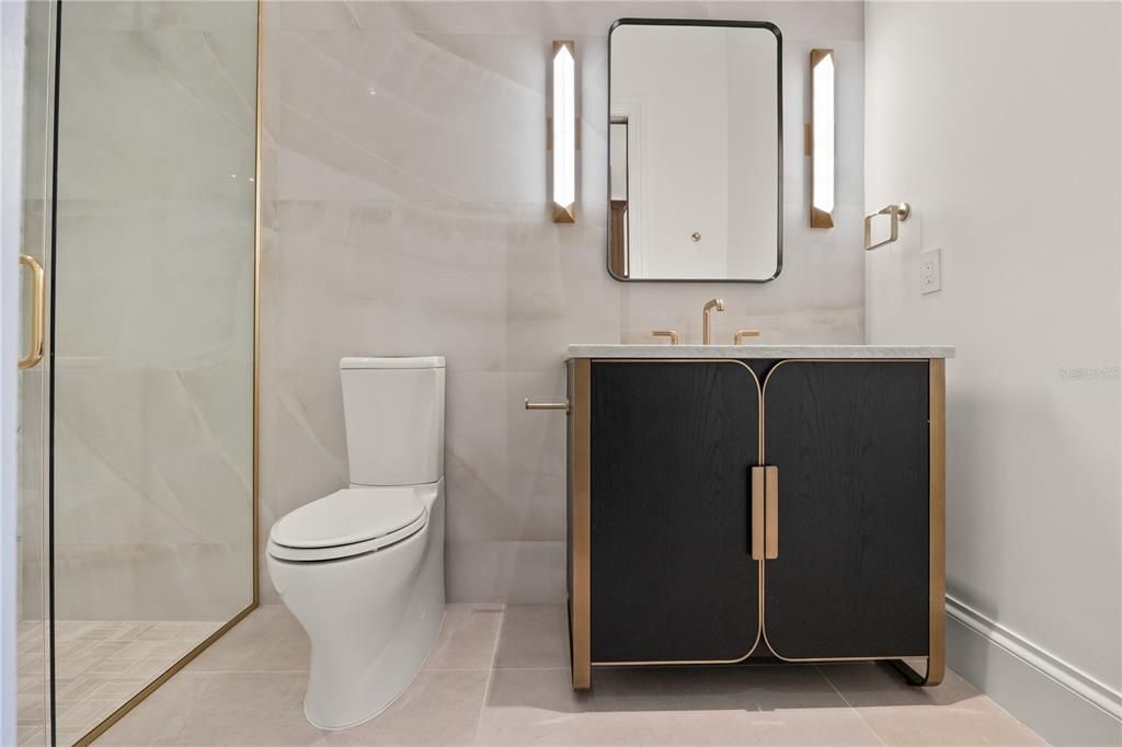 待售: $5,300,000 (5 贝兹, 5 浴室, 4738 平方英尺)