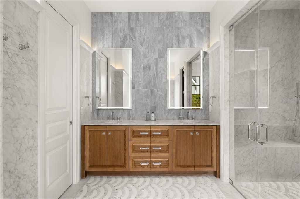 待售: $5,300,000 (5 贝兹, 5 浴室, 4738 平方英尺)