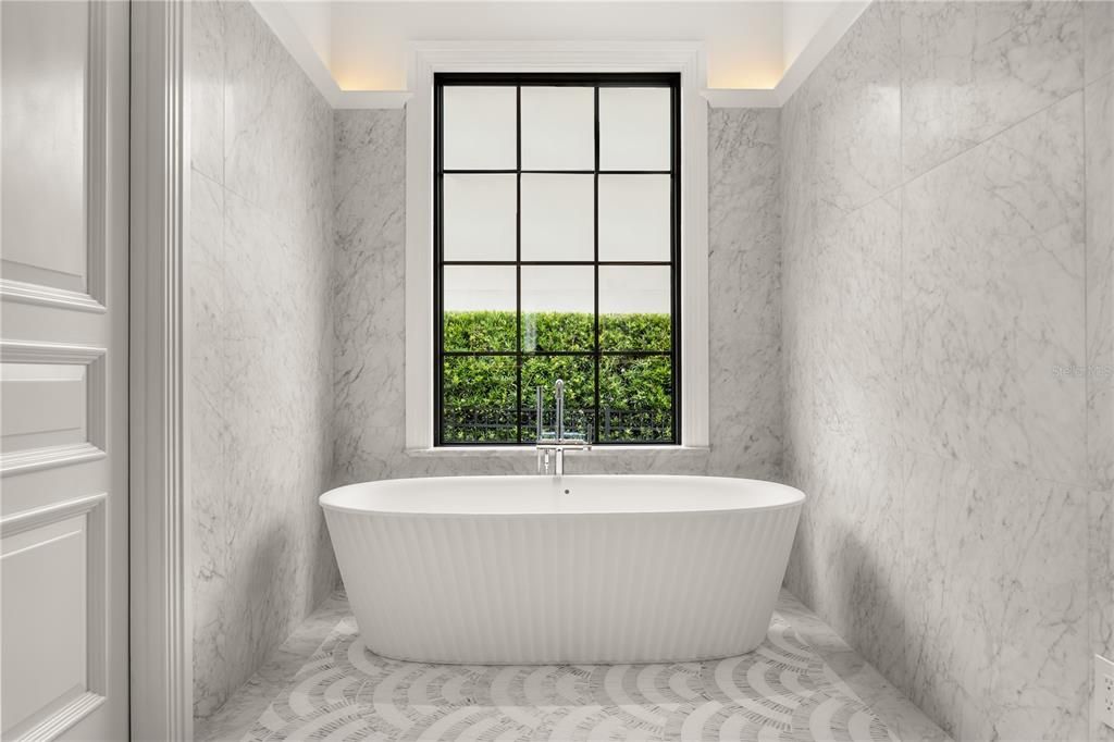 待售: $5,300,000 (5 贝兹, 5 浴室, 4738 平方英尺)