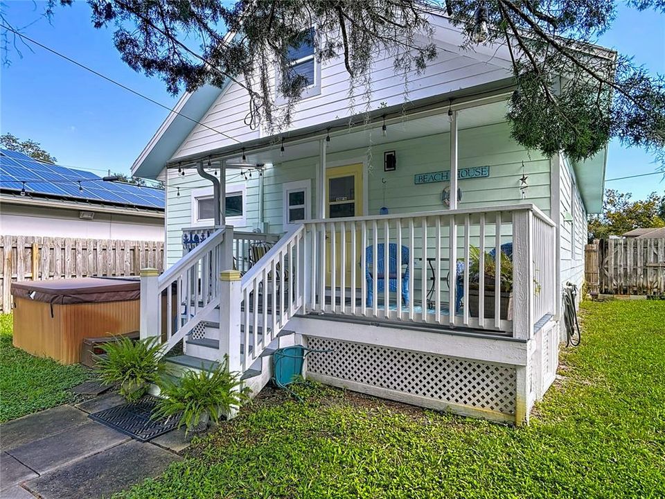 For Sale: $675,000 (2 beds, 2 baths, 1404 Square Feet)