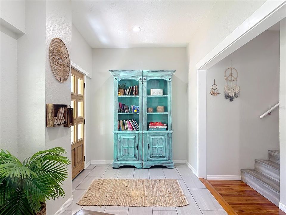 For Sale: $675,000 (2 beds, 2 baths, 1404 Square Feet)