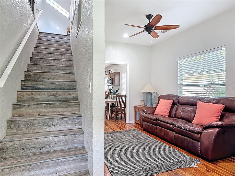 For Sale: $675,000 (2 beds, 2 baths, 1404 Square Feet)