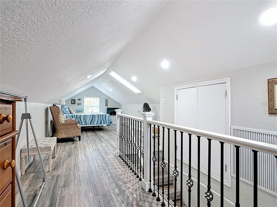 For Sale: $675,000 (2 beds, 2 baths, 1404 Square Feet)