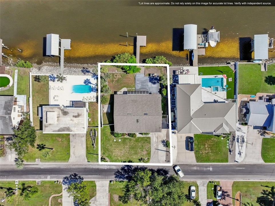 En Venta: $719,000 (4 camas, 3 baños, 2201 Pies cuadrados)