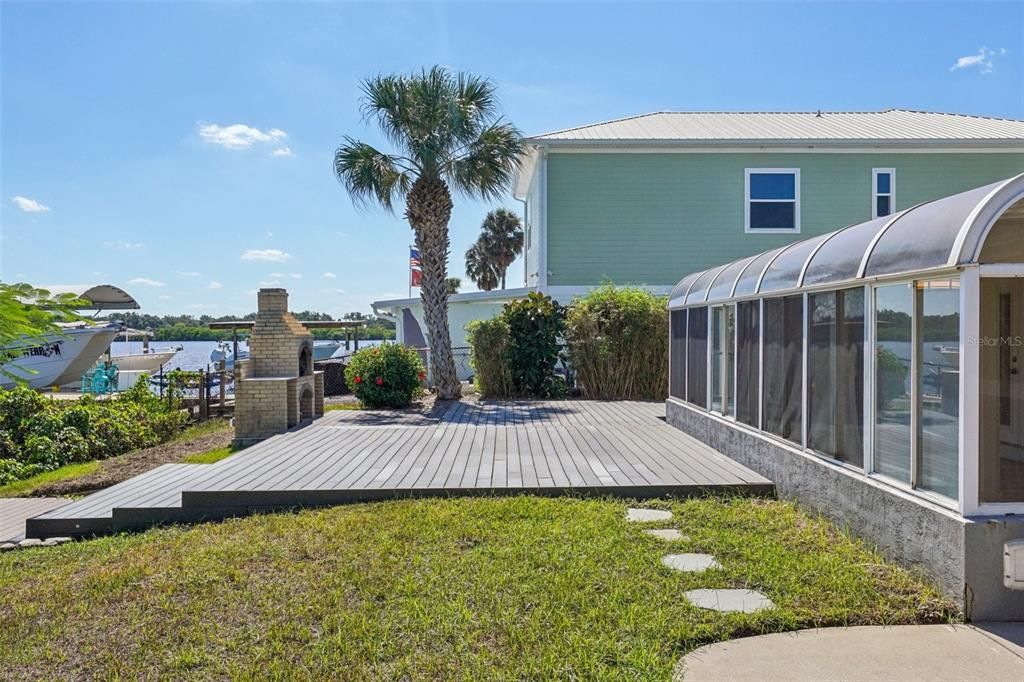 En Venta: $719,000 (4 camas, 3 baños, 2201 Pies cuadrados)