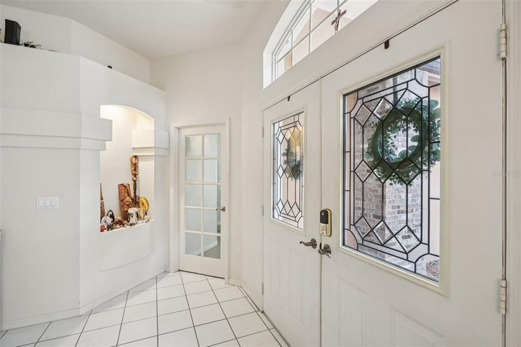 合同活跃: $524,999 (4 贝兹, 3 浴室, 3162 平方英尺)