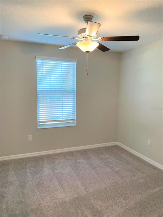 For Rent: $2,400 (4 beds, 2 baths, 1805 Square Feet)