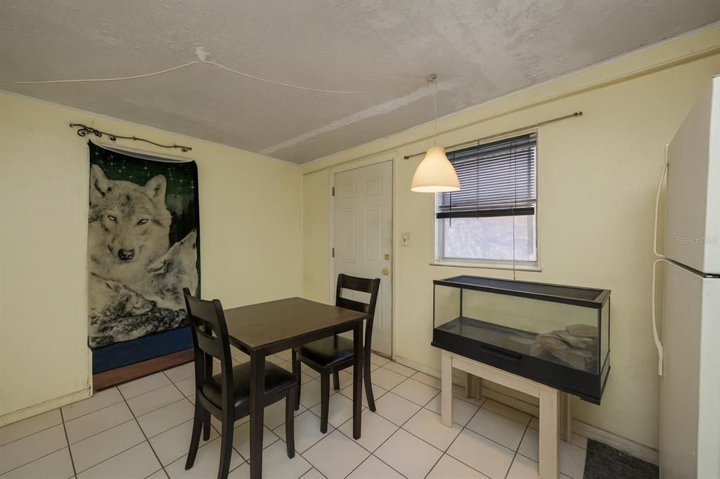 For Sale: $375,000 (4 beds, 0 baths, 1578 Square Feet)