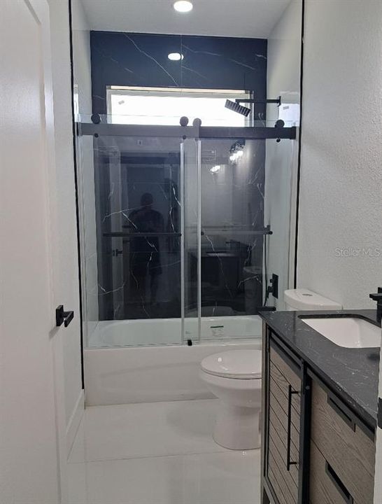 For Sale: $299,995 (3 beds, 2 baths, 1553 Square Feet)